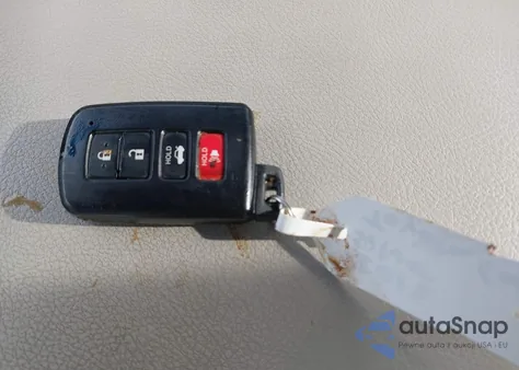 2012 Toyota Camry Hybrid Xle z USA, uszkodzony, nr VIN 4T1BD1FK9CU008036